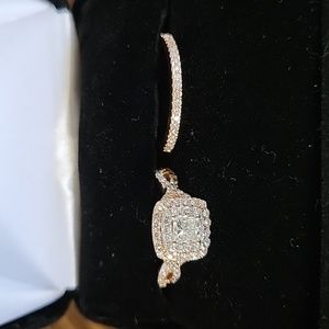 14K Rose gold bridal set Size 5 Reasonable offers will be considered.